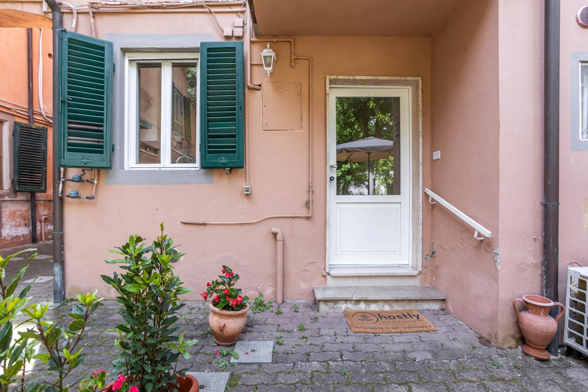 Hostly-Garden House San Lorenzo-Few Steps To Tower Pisa Esterno foto